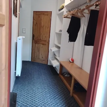 Brloh V Orlických Horách Alojamento de Turismo Selvagem *